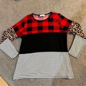 NWOT “Zenana” Holiday Top (Size Large!)